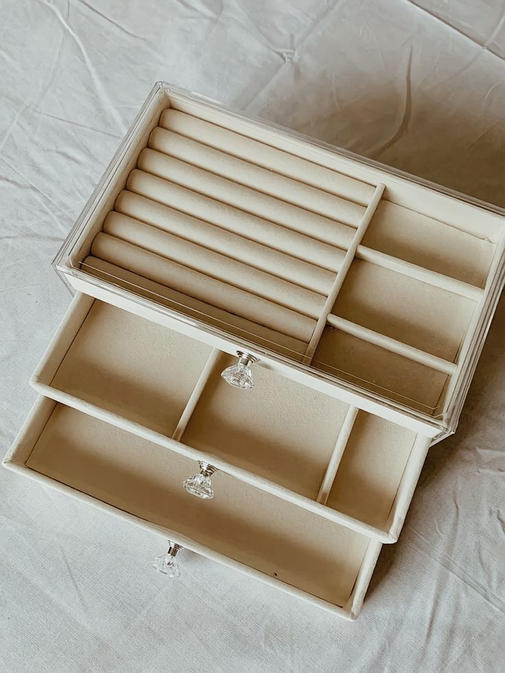Jewellery Organizer Box β Multi-Compartment Storage Case for Rings, Earrings & Necklaces