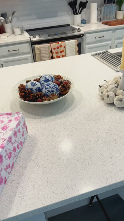 Stainless Steel Flower Design Tumbler – Insulated Hot & Cold Travel Cup